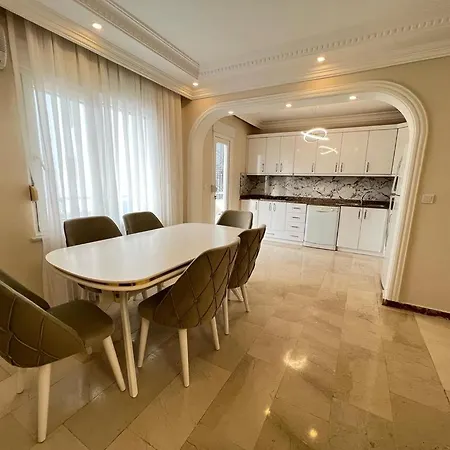 Apartment Seaview Luxury Located At 1st Coastline Alanya