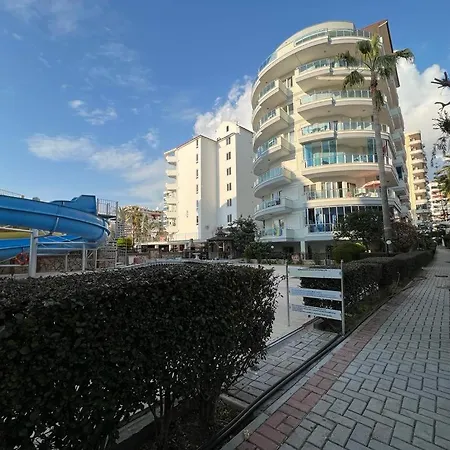 Lägenhet Seaview Luxury Located At 1st Coastline *